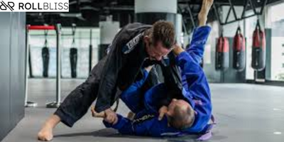 When to Play Guard vs When to Pass A BJJ Strategy Guide